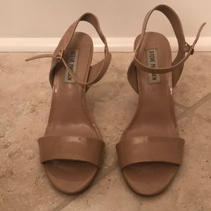 Steve Madden nude heels!